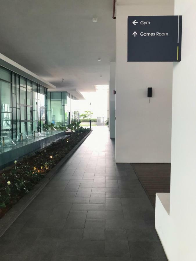 ジョホールバルMosaic Souhtkey Highfloor 2Br 2-6Pax 5Mins Jbciq&Sentosaアパートメント エクステリア 写真