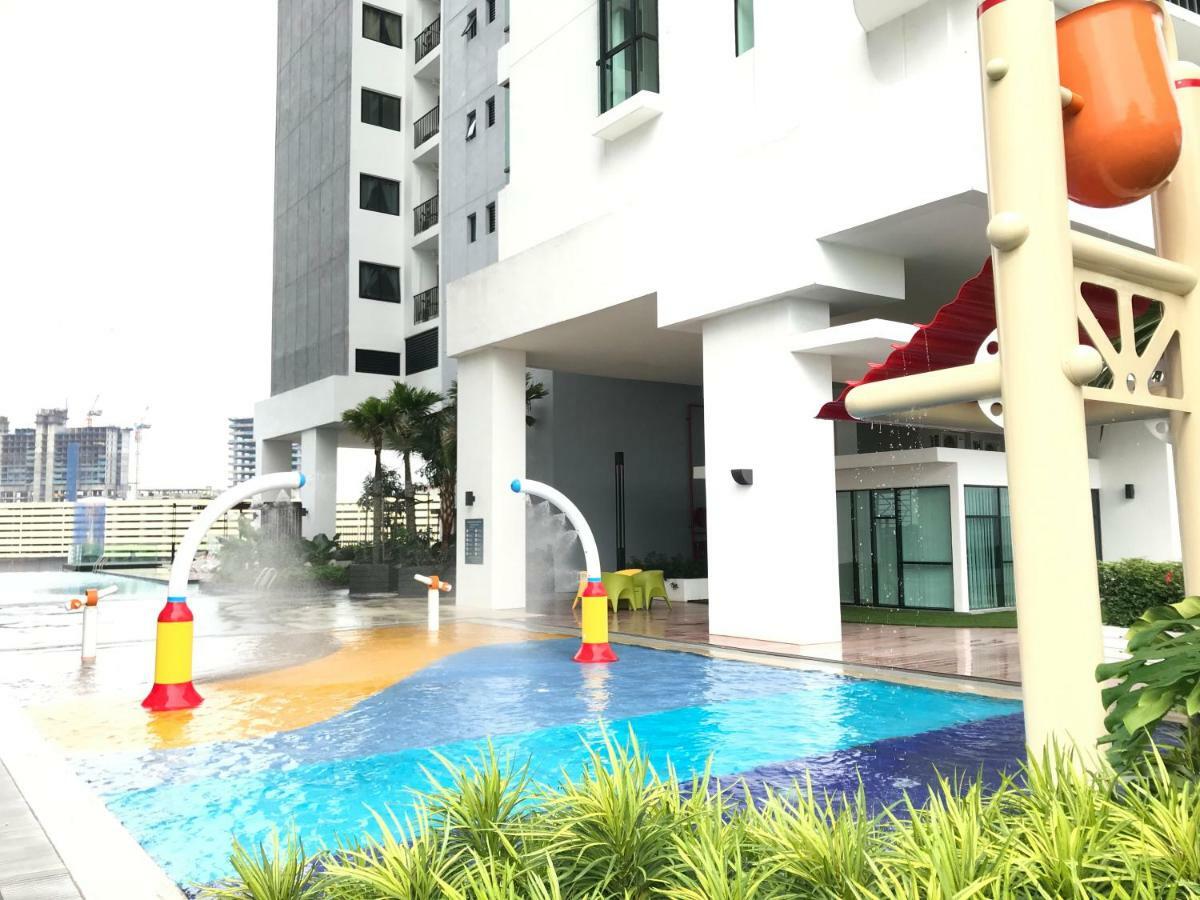 ジョホールバルMosaic Souhtkey Highfloor 2Br 2-6Pax 5Mins Jbciq&Sentosaアパートメント エクステリア 写真